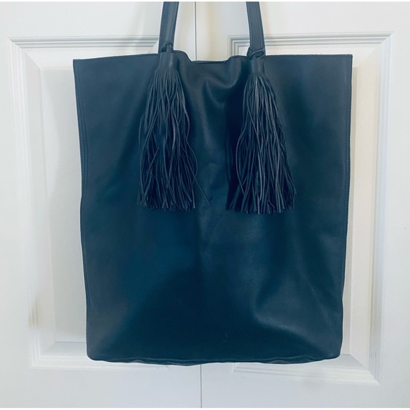 Loeffler Randall Leather Tote minimalist simple black leather - Picture 4 of 12